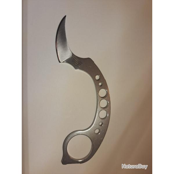 Couteau de cou "Le Rancunier" de Bastinelli Knives