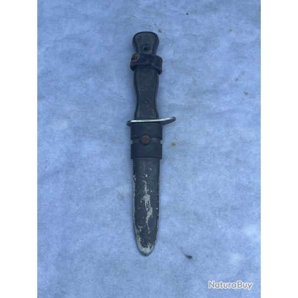 Ancien couteau de combat allemand BUNDESWEHR