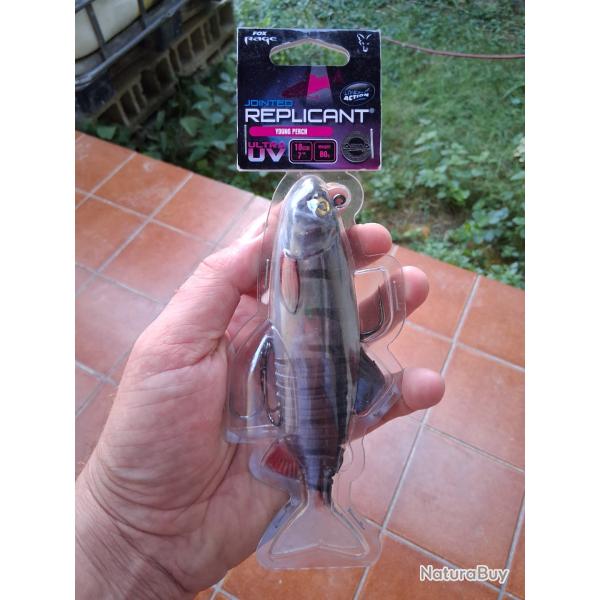 Leurre joint replicant young perch de chez FOX RAGE. NEUF