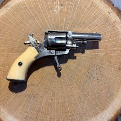 ENCHERES 1� - REVOLVER BULLDOG 7,5MM - CAT. D