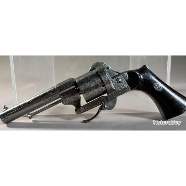Magnifique r�volver Le Faucheux v�ritable - Cal. 8 mm - enti�rement cisel�