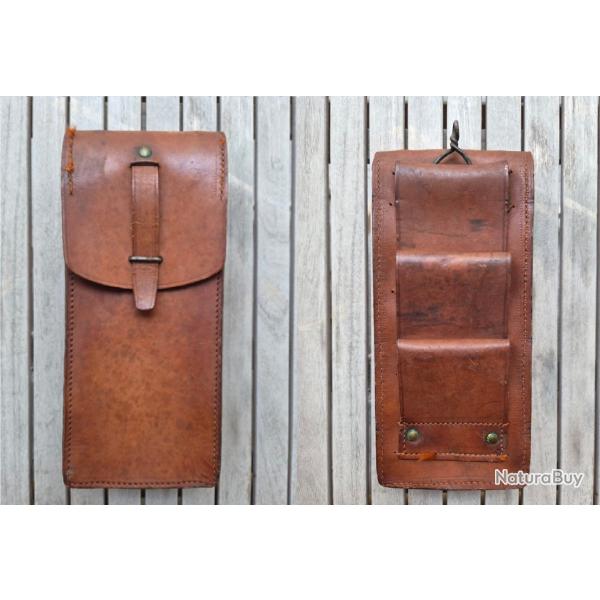 Porte-cartes militaire ancien en cuir