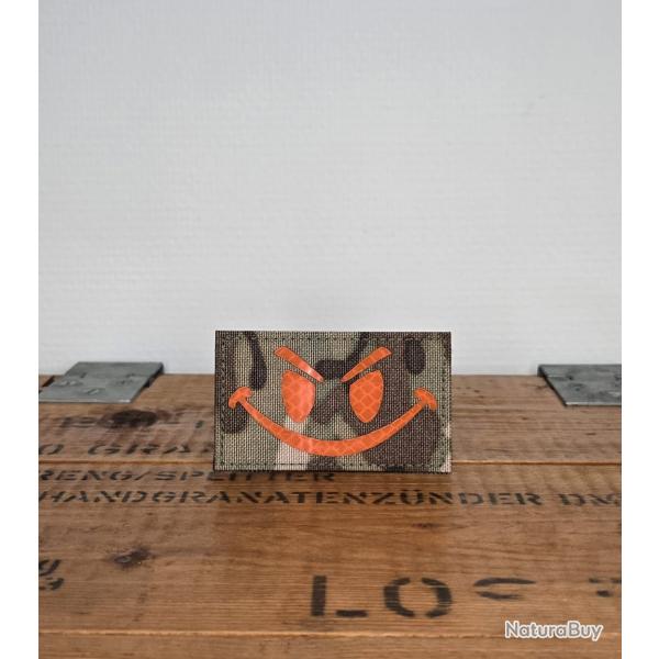 Patch �cusson tissus smiley Camo orange moral patch