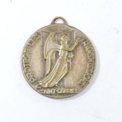 M&eacute;daille Saint Gabriel, prot&egrave;ge les transmissions. Arm&eacute;e Fran&ccedil;aise, ann&eacute;es 1950 - 1960. Indochine