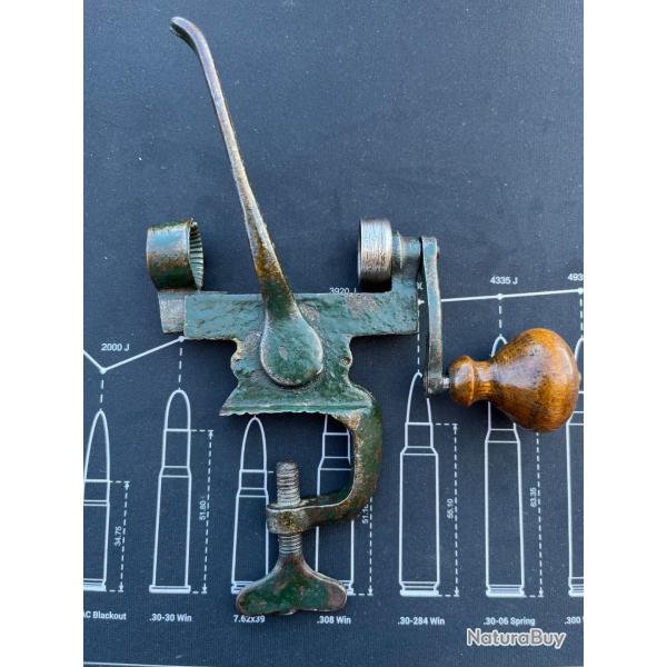 Sertisseur ancien de table pour rechargement calibre 20