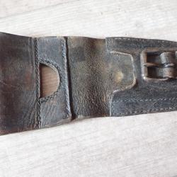 1883 ? Porte fourreau gros mod&egrave;le pour baionnette Vetterli suisse ou glaive