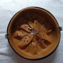 Int&eacute;rieur 68 de casque + 3 RIVETS    WW2
