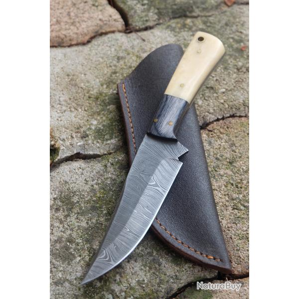 Skinner Couteau Damas Lame 256 Couches Lame Trailing Point Manche Os/Bois F Artisan Etui Simili Cuir