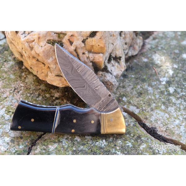 Beau Couteau Damas Lame Drop Point 128 Couches Manche B�lier & R�sine Fabric Artisanale Linerlock 00