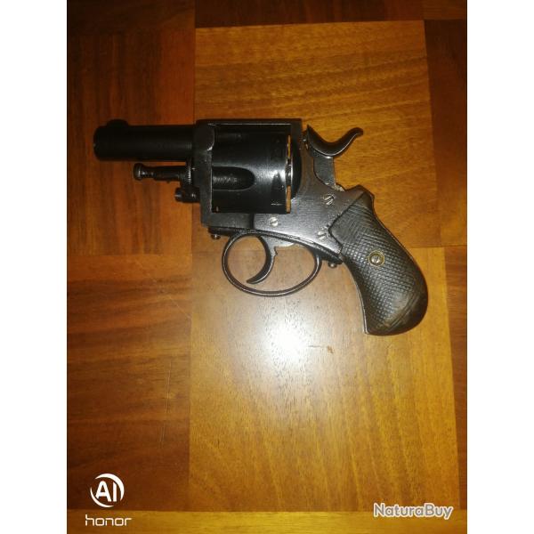 REVOLVER 380 AVEC PONTET