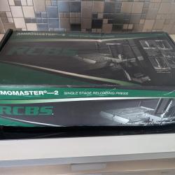 Presse RCBS ammomaster 2 plus accessoires complet neuf