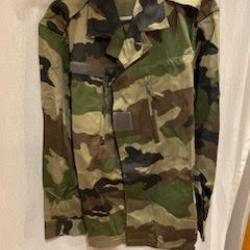 Veste camouflage anti moustique T 52 ou L neuve