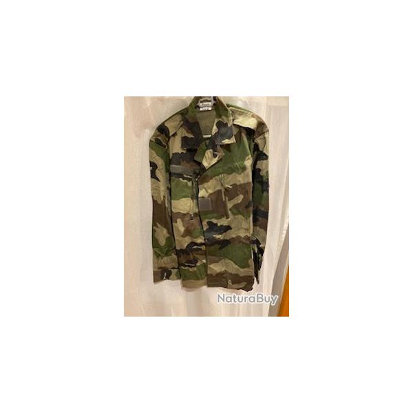 Veste camouflage anti moustique T 52 ou L neuve