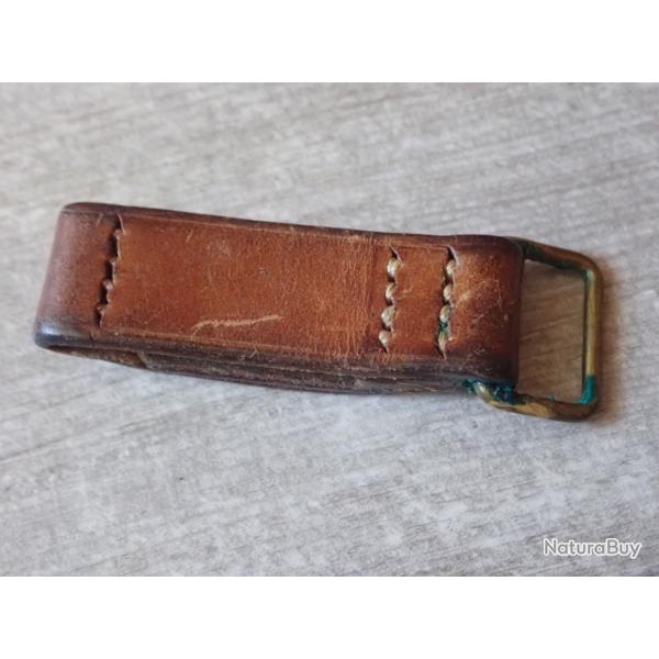 Passant de ceinturon en cuir pour la dague ou sabre d'Officier Suisse. Brellage
