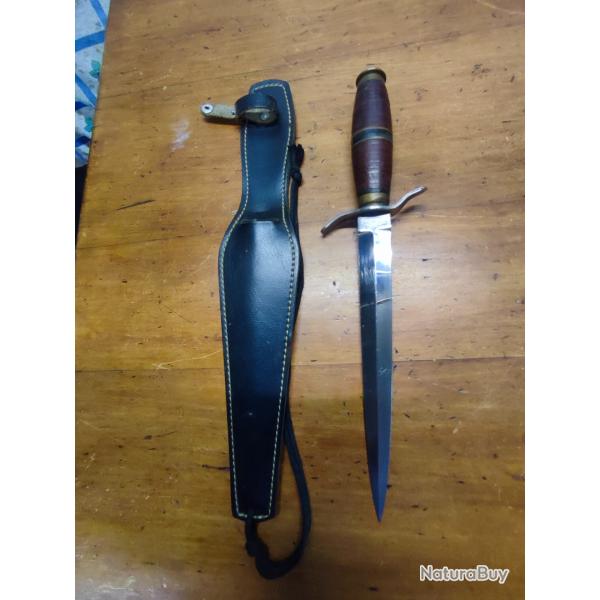 dague le couteau volant type commando
