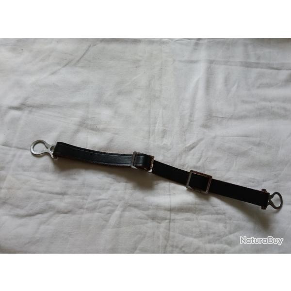 Jugulaire fer pour casque � pointe WW1 ( * 1FC * )