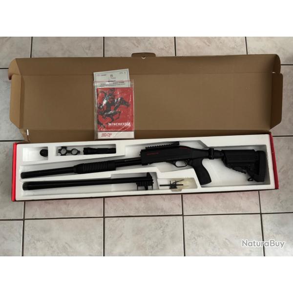 Fusil � pompe Winchester SXP Defender