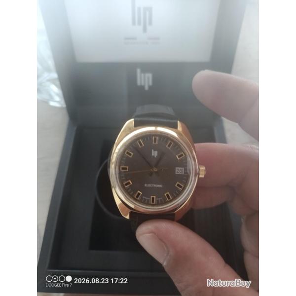 Montre lip g�n�ral de Gaulle