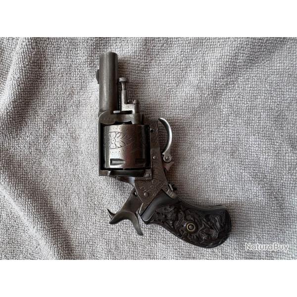 Rare 320 British Bull Dog Revolver cat D