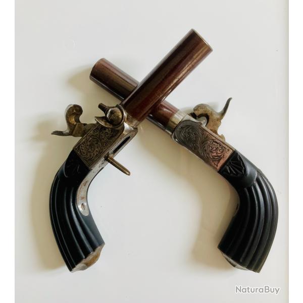 Authentique paire de pistolets � percussion, de style fran�ais, p�riode 1840-1850