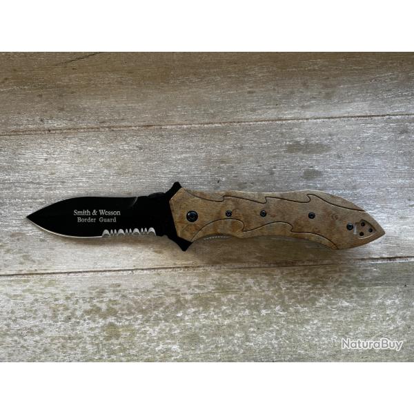 Couteau SMITH & WESSON Border Guard Linerlock 9"