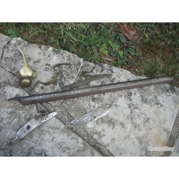 lot de pi�ces pour restaurer un pistolet a silex