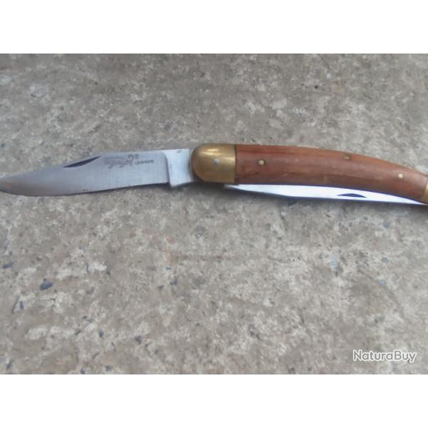Couteau de chasse et p�che l�opardCouteau de chasse et p�che l�opard