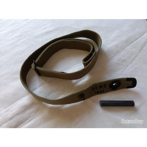 bretelle pour USM1  dat�e 1944 avec huilier