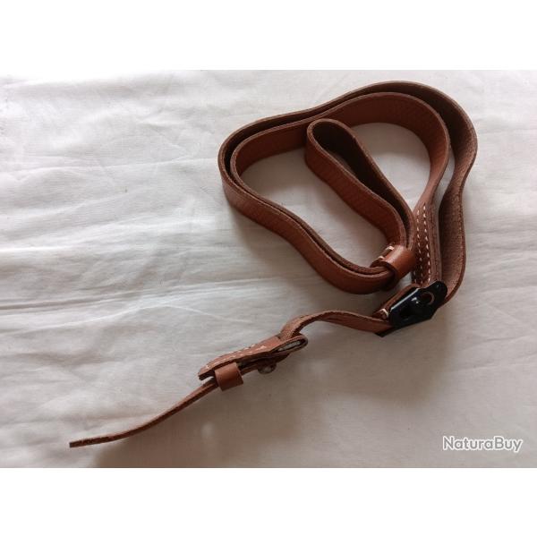 bretelle en cuir marron claire  pour 98 K