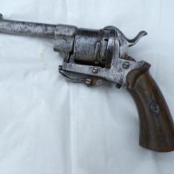 REVOLVER 7mm &agrave; broche type LEFAUCHEUX