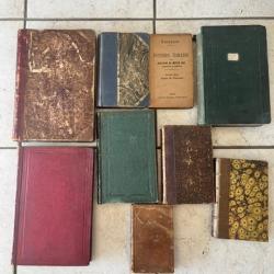 9 livres anciens