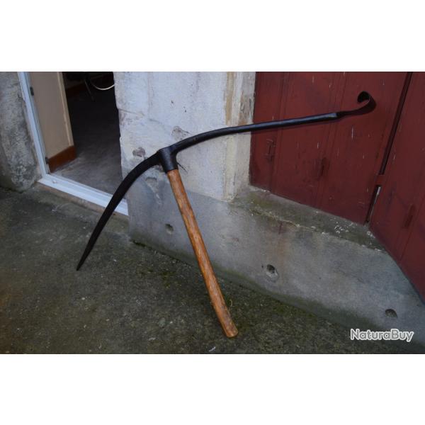 PIC ANCIEN PIOCHE POUR ARRACHER LA GENTIANE DE 1700
