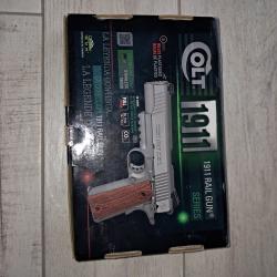 Colt 1911 Rail Gun Co2 GBB
