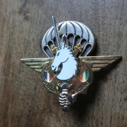 insigne op&eacute;ration licorne / y- boussemart