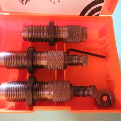 Vends 1 Jeux de trois outils LYMAN 44-40 winchester + Lee factory