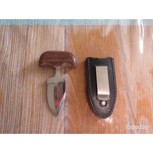 Pusch dagger