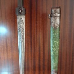 Longue dague de type kindjal ( kinjal ) - Empire Perse ou Ottoman, 19&egrave;me si&egrave;cle