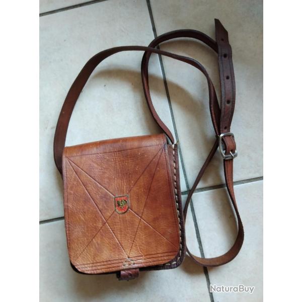 BRADEE - Belle sacoche/sac � cartouches 16x14x6 cm en cuir marron