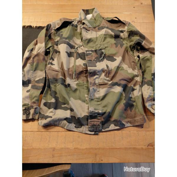 Veste  camouflage taille L