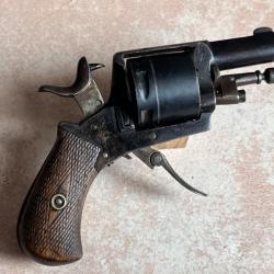 Revolver Bulldog 4