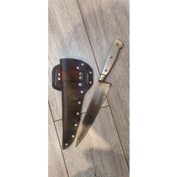 Couteau de chef avec fourreau en cuir