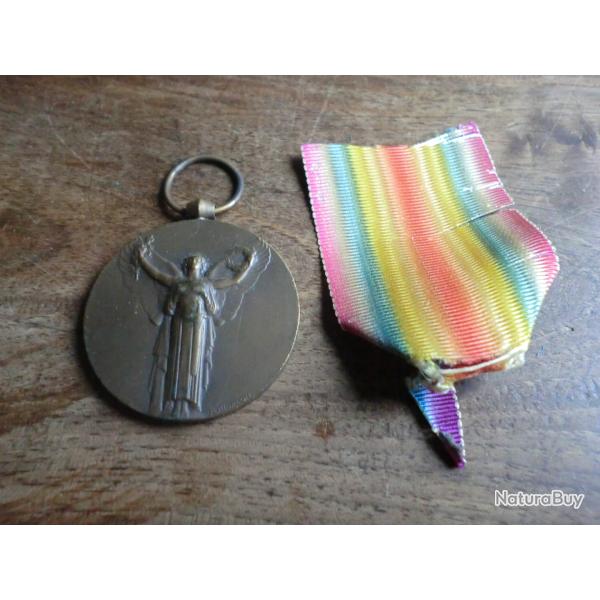 m�daille RF grande guerre pour la civilisation 1914 18