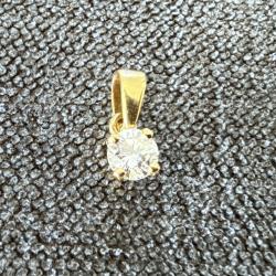 Pendentif or massif 18 carats - strass