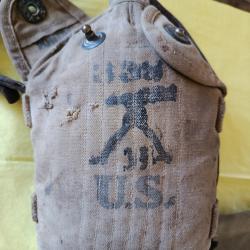 collection de divers objets militaires