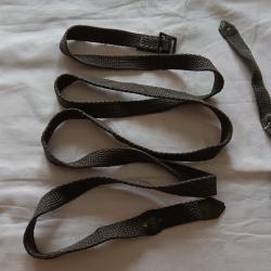 Paire de bretelle pour boite m&eacute;tallique masque a gaz pour soldat Allemand WW2