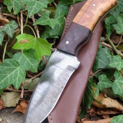 Skinner Couteau Damas Lame 256 Couches Lame Drop Point Manche 2 Bois Fabr Artisanale Etui Cuir