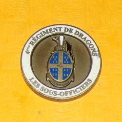 COINS 35 MM : 4&deg; REGIMENT DE DRAGONS , LES SOUS OFFICIERS , JE BOUTE AVANT  ( NUMEROTE ) , BON&nbsp; ETAT