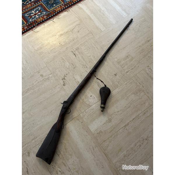 Fusil silex fn 18e ou debut 19e collection avec poire a poudre