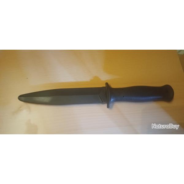 Couteau d'entrainement EURO SECURITY PRODUCTS type dague