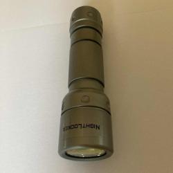 ENCHERE &agrave; 1� !! Lampe Torche Led &agrave; main TDL-12 de NIGHTLOOKER